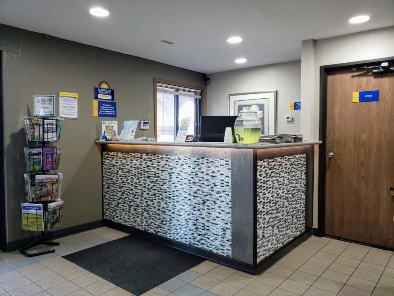 Days Inn By Wyndham Willmar Extérieur photo